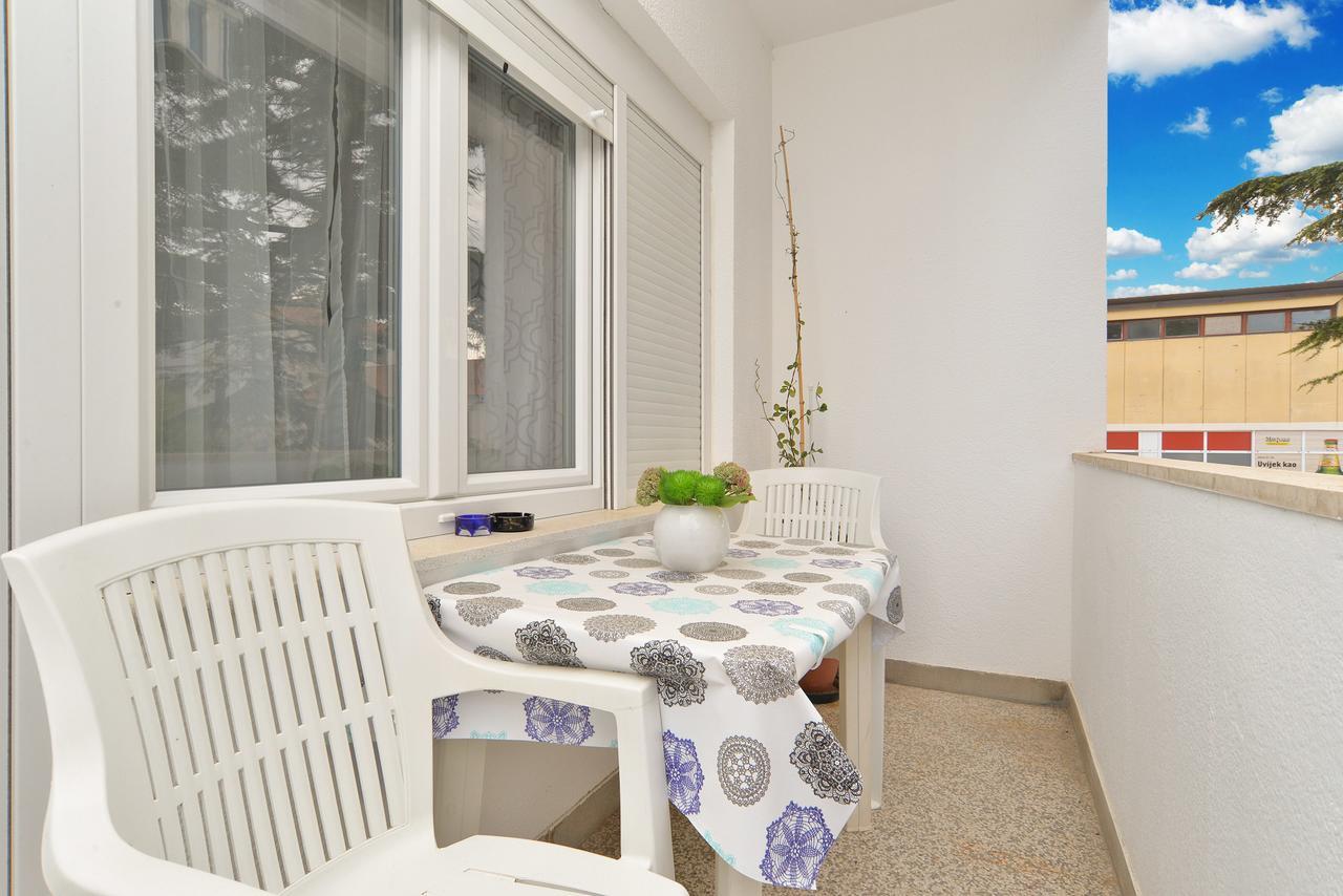 Apartment Branko 1601 Fazana Exterior photo